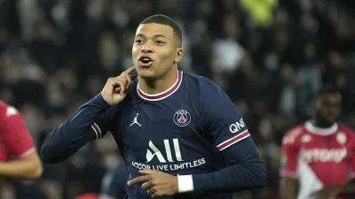 Dostihy o Mbappého. PSG nabídlo útočníkovi astronomický plat