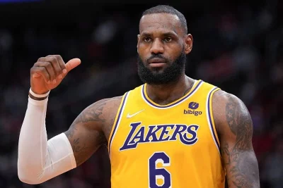 LeBron James sní o tom, že si v NBA zahraje se svým synem