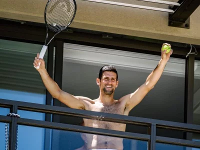 Djokovič může přijít i o účast na Roland Garros