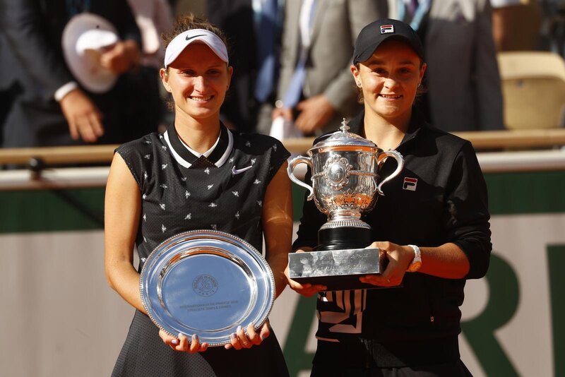 Finále Vondroušové proti Barty z Roland Garros 2019